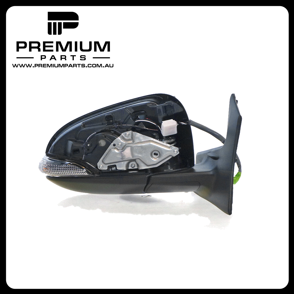 Electric With Indicator Door Mirror Right Side Genuine Suits Toyota Prius-C NHP10R E-CVT2011 to 2017