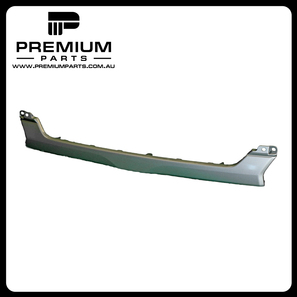 Upper Grille Genuine Suits Toyota Hiace LWB Standard Roof 12/2013 to 2/2019