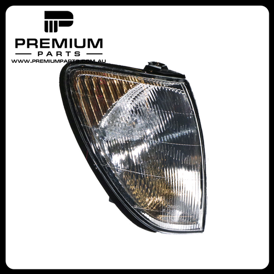 Front Park / Indicator Lamp Right Side  Suits Toyota Landcruiser 100 SERIES 1998 to 2007