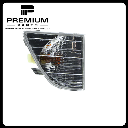 Front Park / Indicator Lamp Right Side  Suits Mercedes-Benz Sprinter 308D/312D/412D 1998 to 2000