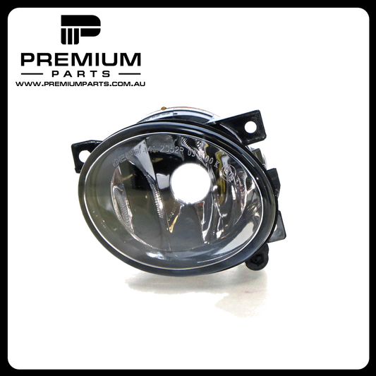 Fog Lamp Right Side  Suits Volkswagen Amarok 2H 2011 to 2016