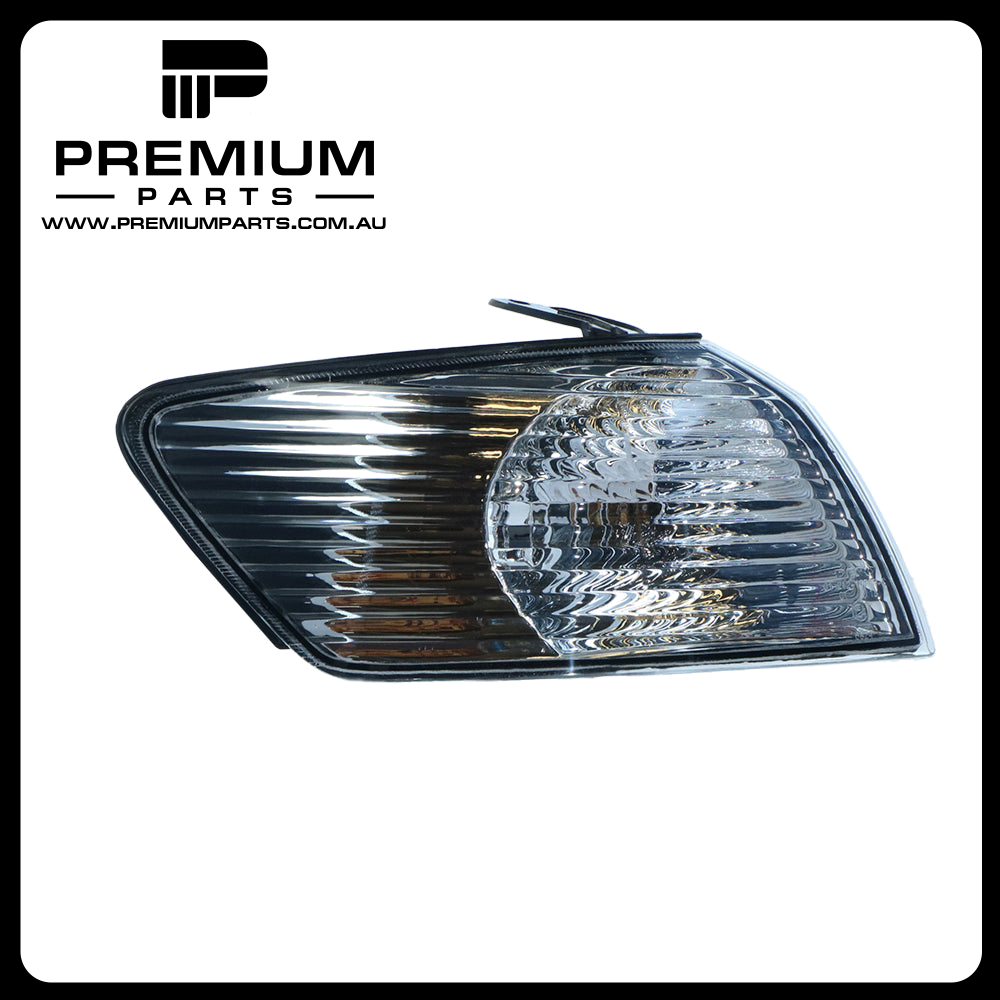 Front Park / Indicator Lamp Right Side  Suits Toyota Camry MCV20R/SXV20R 10/2000 to 7/2002