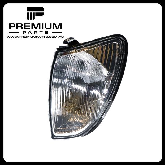 Front Park / Indicator Lamp Left Side  Suits Toyota Landcruiser 100 SERIES 1998 to 2007