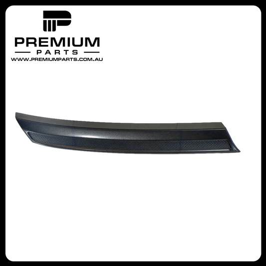 Upper Grille Mould Right Side Genuine Suits Toyota Corolla ZRE152R 3/2007 to 4/2010