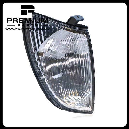 Front Park / Indicator Lamp Right Side Genuine Suits Toyota Landcruiser 100 SERIES 1998 to 2007