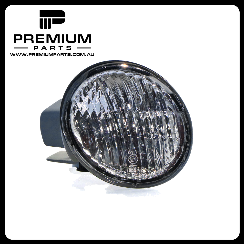 Front Park / Indicator Lamp Right Side  Suits Toyota Corolla AE112R 1998 to 1999